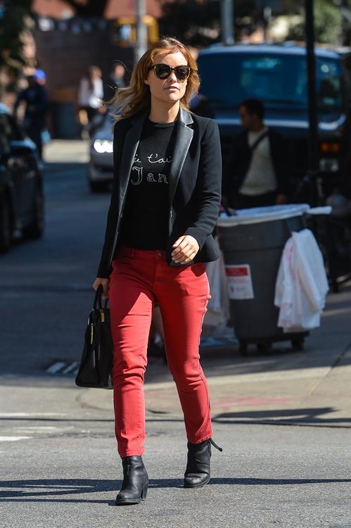 Olivia Wilde at Cafe Gitane in Nolita - September 24, 2012 