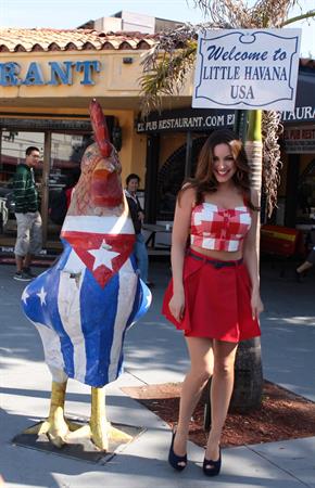 Kelly Brook - New Look Photoshoot In Miami February 4, 2013 
