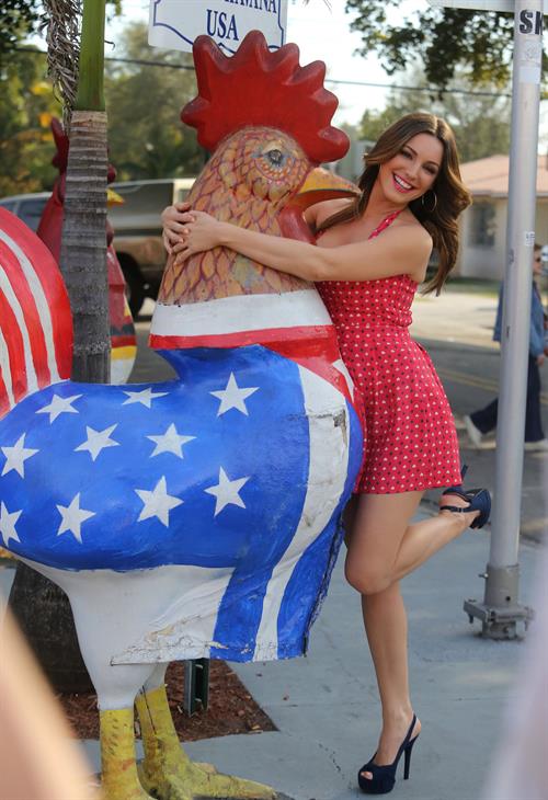 Kelly Brook - New Look Photoshoot In Miami February 4, 2013 