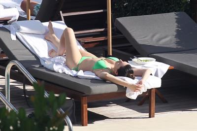 Kelly Brook bikini candids by the pool in Miami 2/1/13 