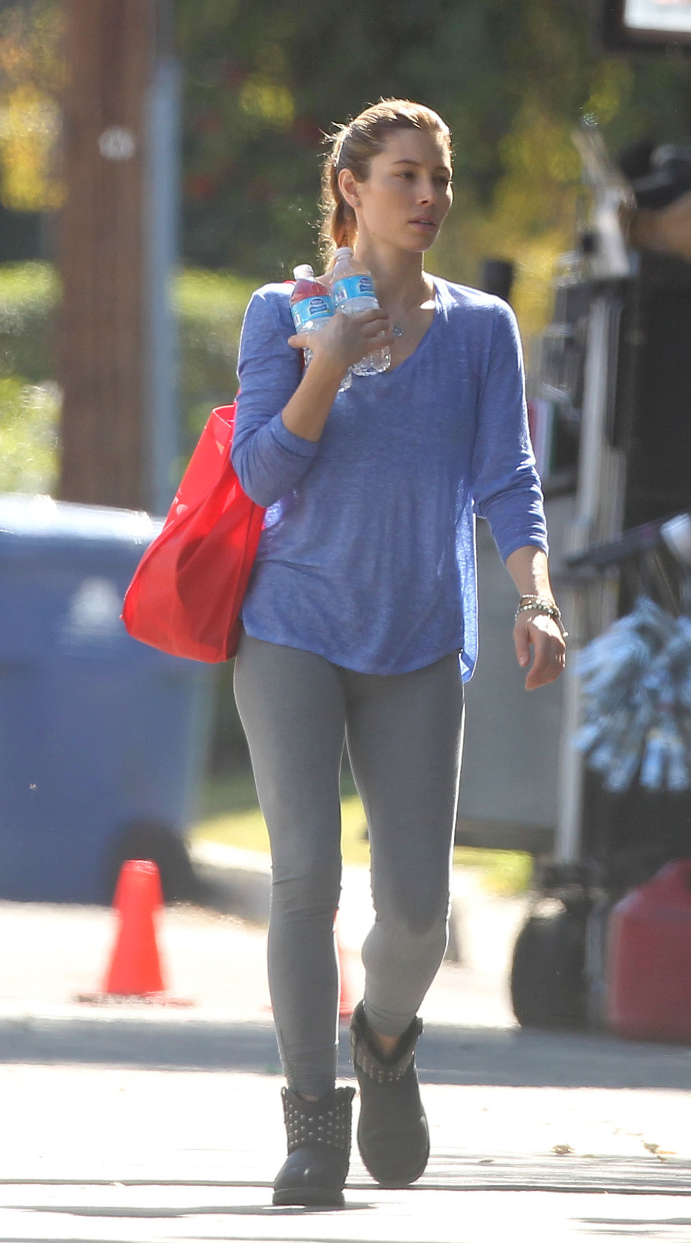 Jessica Biel – “Shiva and May” set candids, LA 10/16/13  