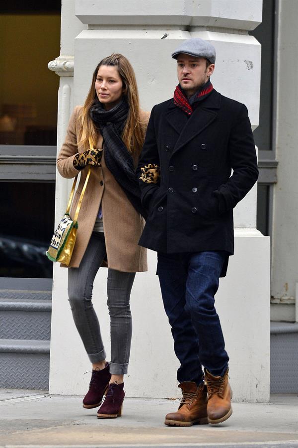 Jessica Biel taking a stroll with her fairly unknown boyfriend in New York City (01.03.2013) 