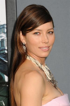 Jessica Biel  Total Recall  Los Angeles Premiere - August 1 2012 