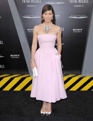 Jessica Biel  Total Recall  Los Angeles Premiere - August 1 2012 