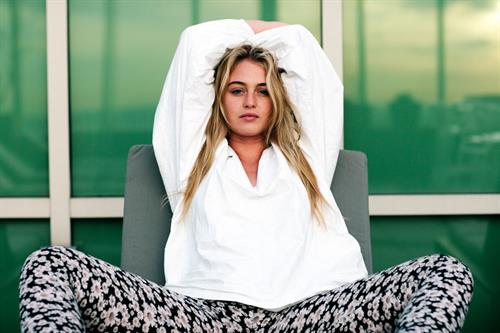 Iskra Lawrence Pictures Iskra Lawrence: Atisha Paulson for C Heads