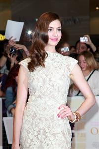 Anne Hathaway One Day European Premiere in London August 23, 2011