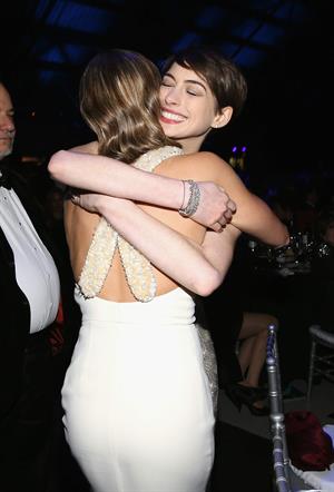 Anne Hathaway attends the Critics' Choice Movie Awards 2013 with Skinnygirl Cocktails at Barkar Hangar