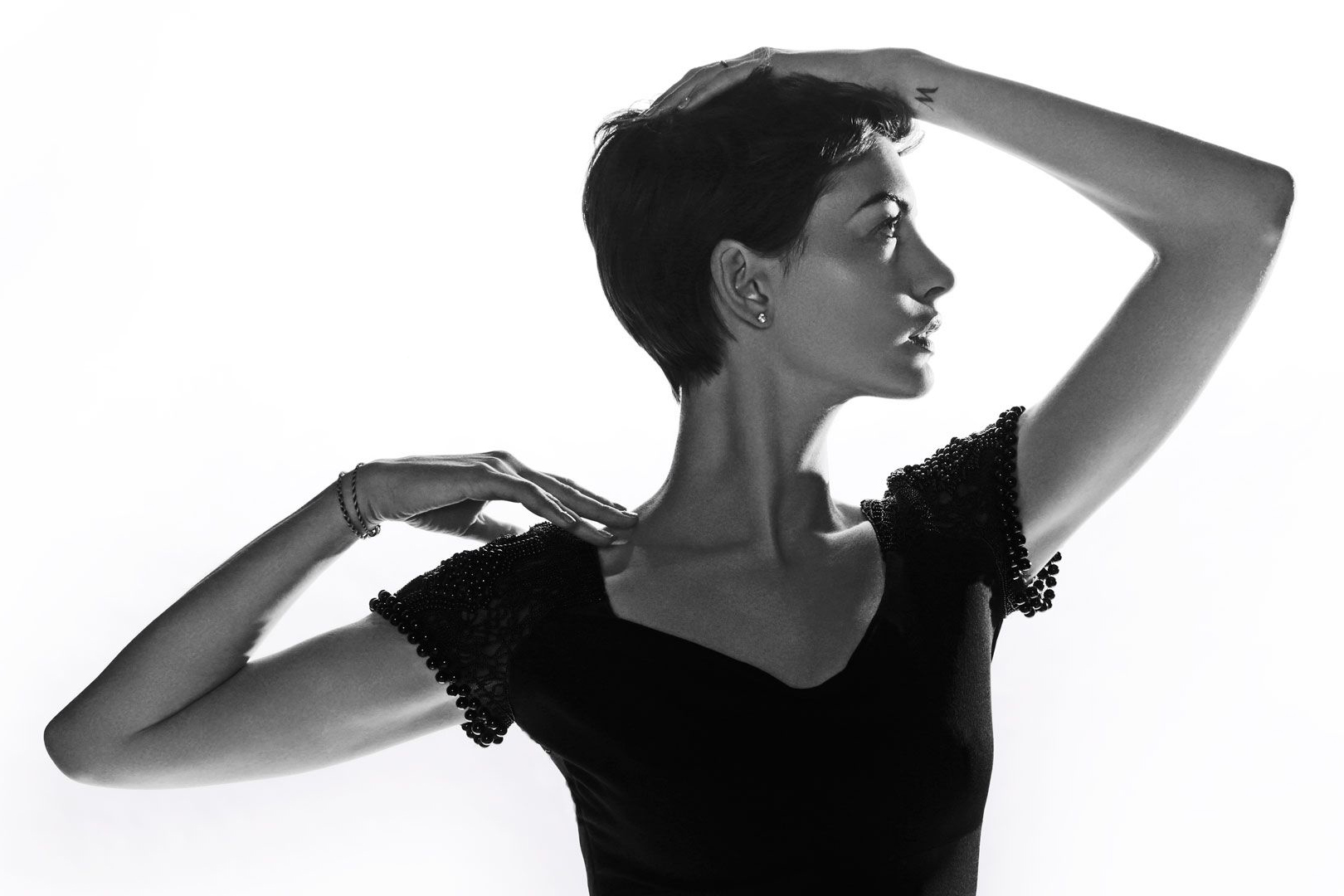 Anne Hathaway - Mary Ellen Matthews Photoshoot 2012 for SNL 