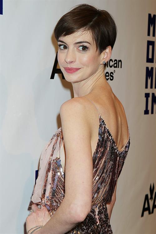 Anne Hathaway Attended the Museum of the Moving Image 27th Annual Black Tie Salute in New York Dec 11, 2012