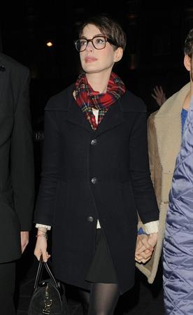 Anne Hathaway leaving her hotel and heading to the Empire Cinema Theatre in London - December 4, 2012