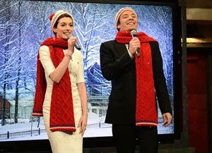Anne Hathaway Late Night With Jimmy Fallon in New York December 11, 2012 