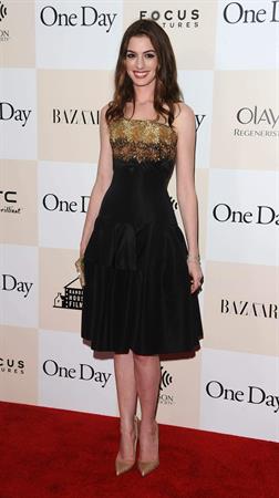 Anne Hathaway One Day Premiere in New York 8/8/2011 