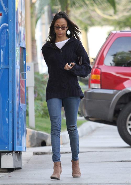 Zoe Saldana out and about in Los Angeles December 11, 2011