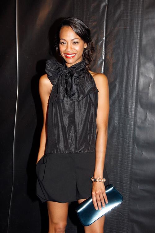 Zoe Saldana Louis Vuitton Collection during Paris Fashion Week October 7, 2009   
