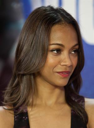 Zoe Saldana Visits YoungHollywood.com at Young Hollywood Studio -- Los Angeles, Aug. 24, 2011 