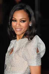 Zoe Saldana at  Avatar  World Premiere in London 10-12-2009