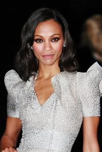 Zoe Saldana at  Avatar  World Premiere in London 10-12-2009