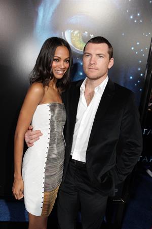 Zoe Saldana ''Avatar'' Premiere in Los Angeles December 16, 2009   