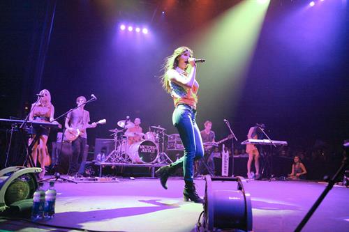 Victoria Justice video 2012 South Shore Music Circus 8/15/12 