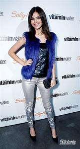 Victoria Justice Rolling Stone Lounge & Restaurant in LA 12/17/12 