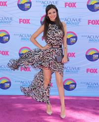 Victoria Justice - 2012 Teen Choice Awards in Universal City (July 22, 2012)