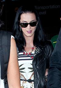 Katy Perry Prepares to depart Los Angeles
