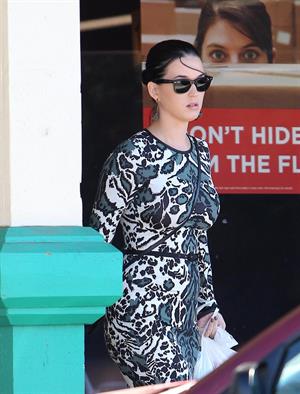 Katy Perry at the Rite Aid Pharmacy in Santa Barbara - Jan 14 2013 