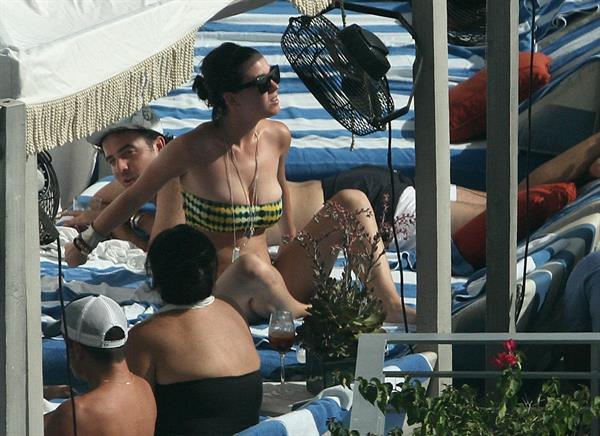 Katy Perry - In a bikini at a hotel pool in Miami July 27, 2012