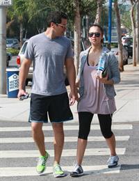 Jessica Alba going for smoothies September 14, 2011