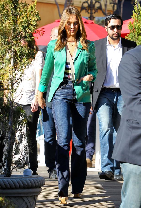 Jessica Alba on the set of Extra in Los Angeles on January 25, 2012 