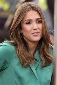 Jessica Alba on the set of Extra in Los Angeles on January 25, 2012 