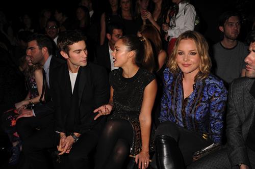 Jessica Alba Versace for H&M Fashion Event at the H&M on November 8 2011 