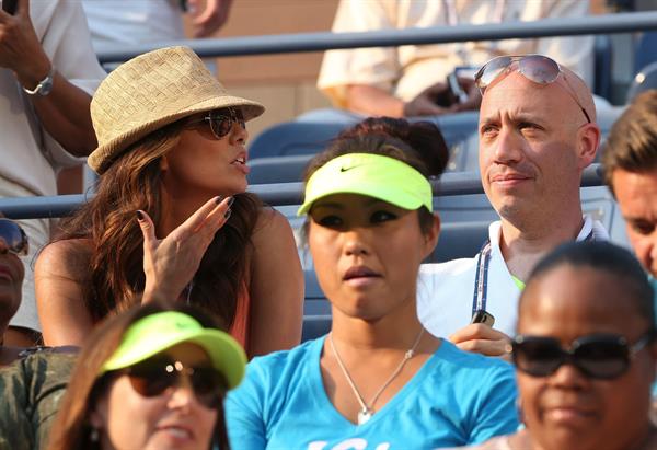 Eva Longoria - US Open in Flushing Meadows 30.08.12