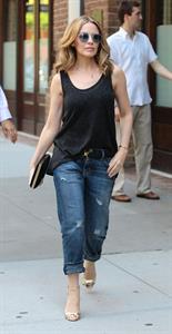 Kylie Minogue out for a stroll in New York City (20.06.2013) 