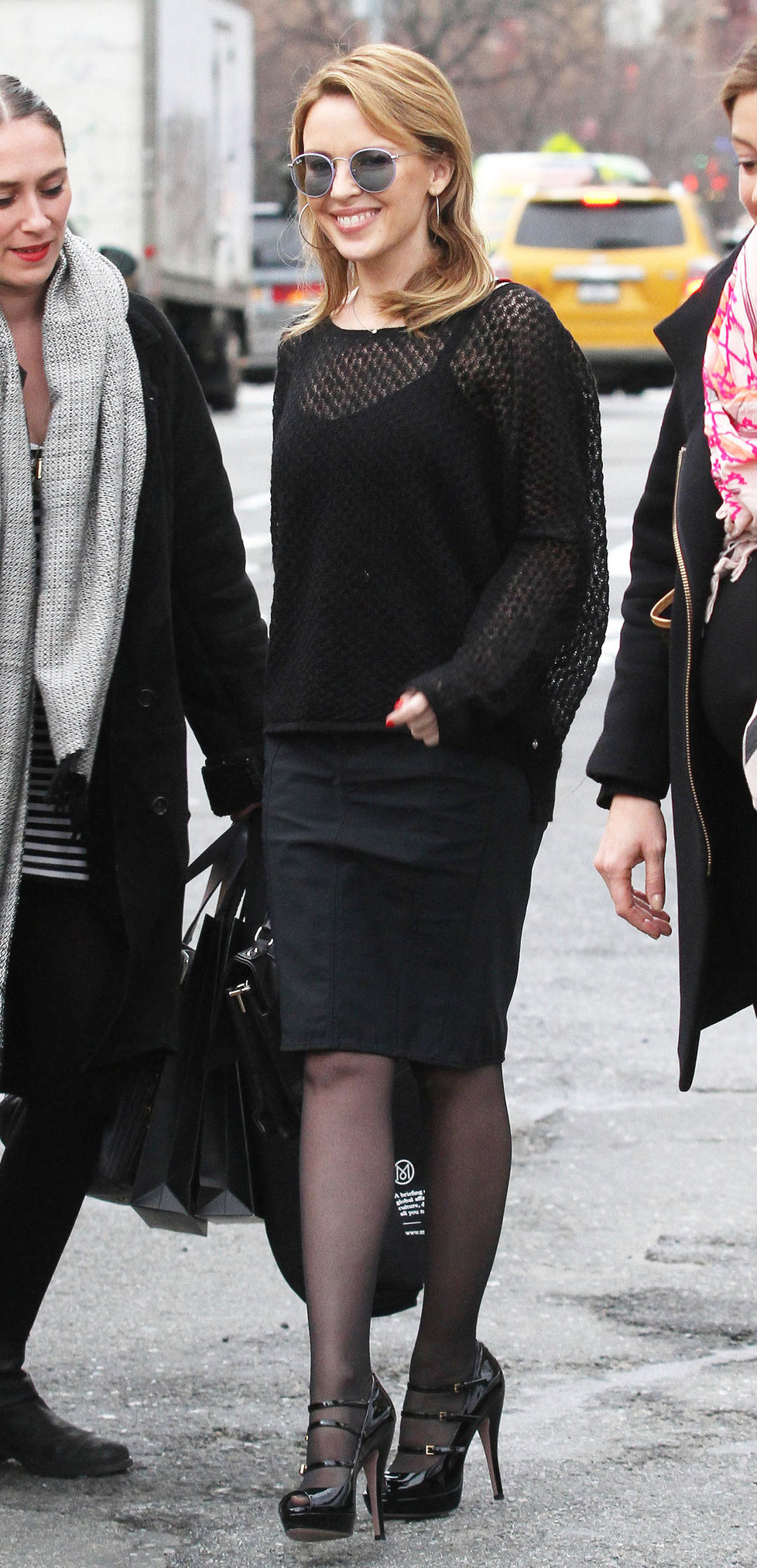 Kylie Minogue - Greets the fans in New York City (28.02.2013) 