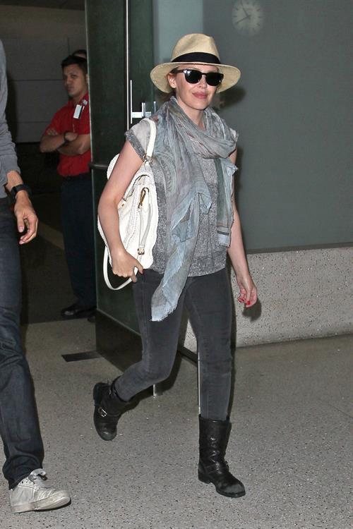 Kylie Minogue - LAX Airport in LA - June 9, 2012