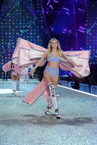 Maggie Laine in lingerie