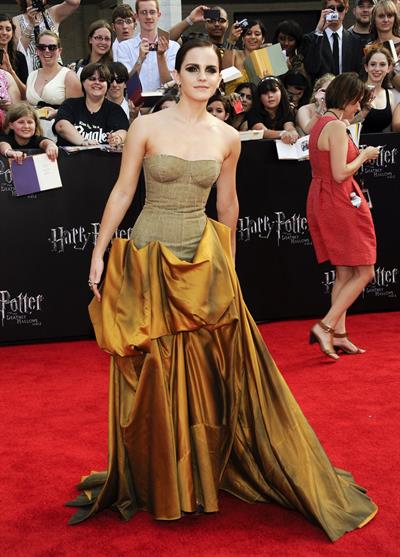 Emma Watson - Harry Potter and the Deathly Hallows Premiere in New York City, July 11, 2011