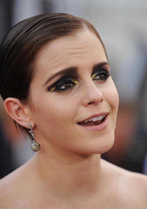 Emma Watson - Harry Potter and the Deathly Hallows Premiere in New York City, July 11, 2011