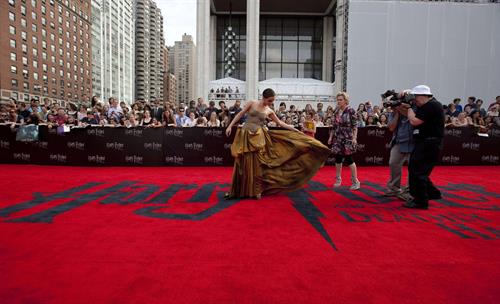 Emma Watson - Harry Potter and the Deathly Hallows Premiere in New York City, July 11, 2011