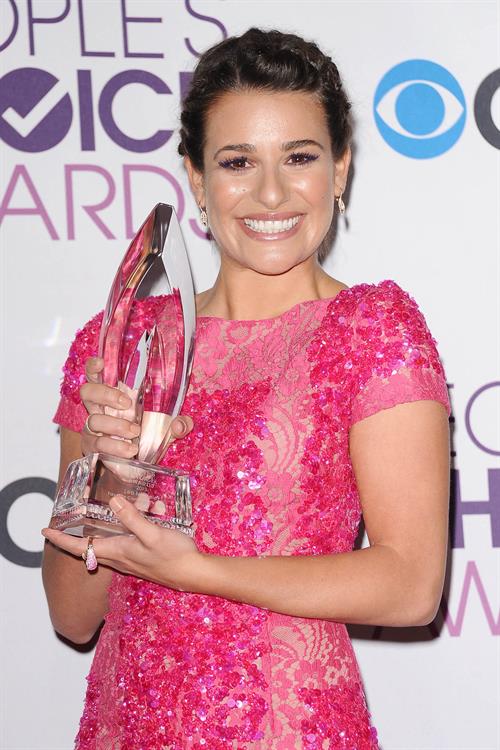 Lea Michele in pink at the 39th Annual People's Choice Awards in Los Angeles on Jan 9, 2013 