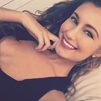 Emily Pemberton taking a selfie