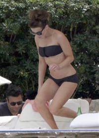 Kate Beckinsale in bikini as she fits in some sunbathing on family holiday in Mexico March 28-2013 