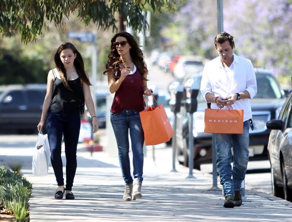 Kate Beckinsale and family - shopping in Pacific Palisades June 23-2013 