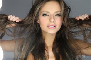 Dana Harem - Green Eyes, Red Lingerie and White Lights