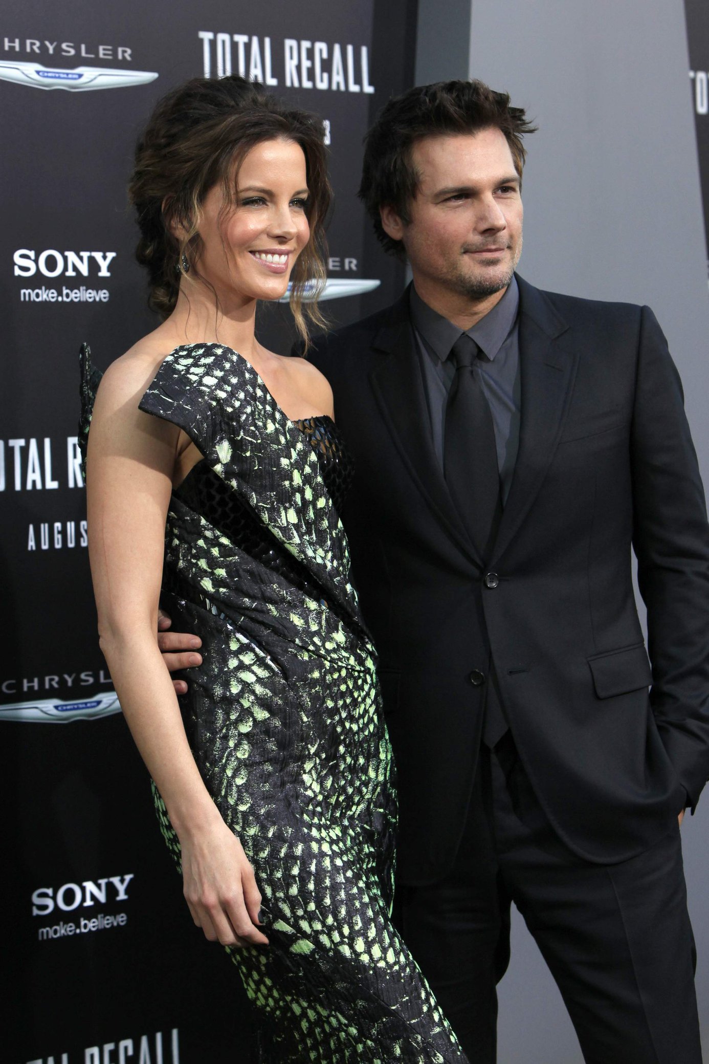 Kate Beckinsale Pictures Kate Beckinsale Premiere of Columbia Pictures' 'Total Recall' at Grauman's Chinese Theatre in Hollywood August 1-20