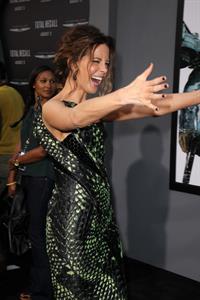 Kate Beckinsale Premiere of Columbia Pictures' 'Total Recall' at Grauman's Chinese Theatre in Hollywood August 1-20 