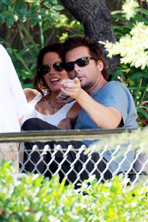 Kate Beckinsale - limo trip to a private tour at the LA Zoo July 26-2012