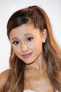 Ariana Grande – “Sam & Cat” Premiere in London 10/12/13  