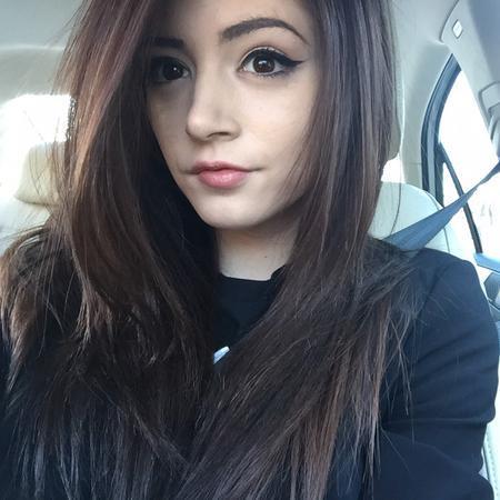 Chrissy Costanza taking a selfie